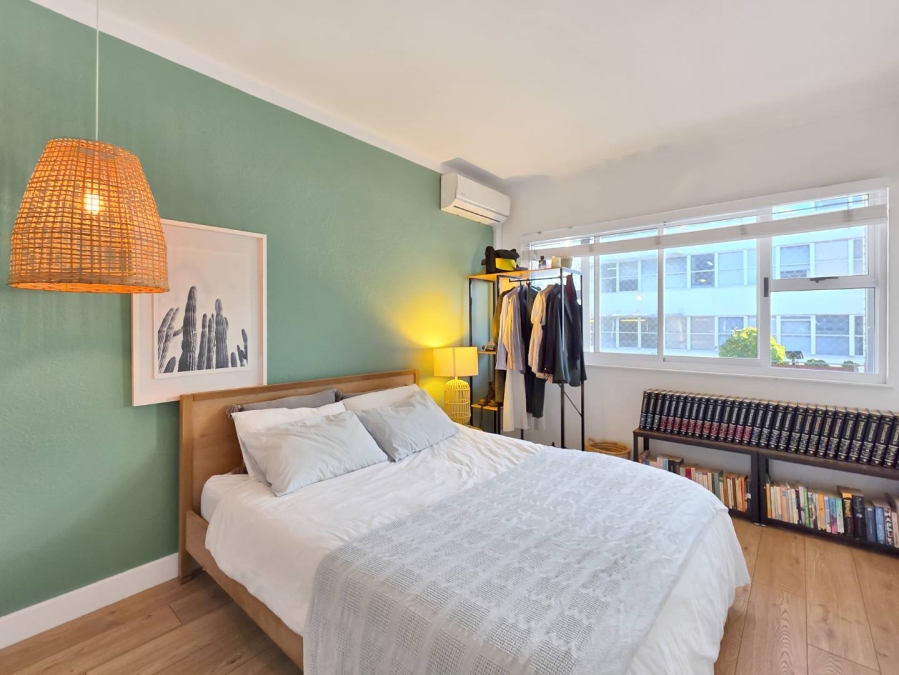 1 Bedroom Property for Sale in Gardens Western Cape